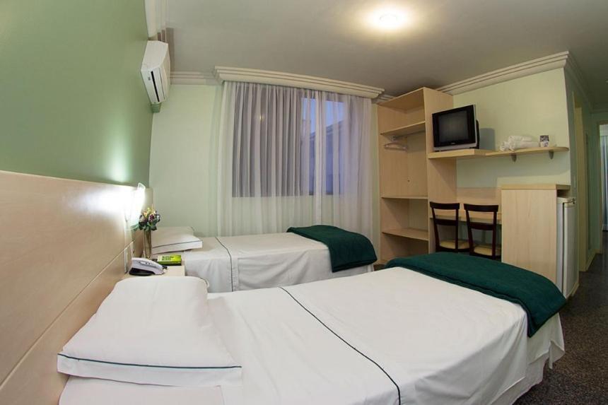 Hotel Da Lea Гуарапари Екстериор снимка